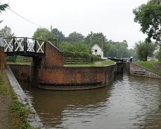 DSC01544 Kingswood Junction today. The lock on the right was constructed in 1818 to resolve the dispute with the Warwick company over the 
