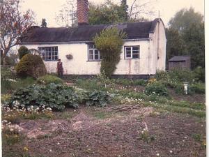 Canal Cottages