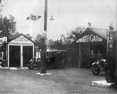 03 Garage a Lapworth Garage, next to Kingswood Cottages