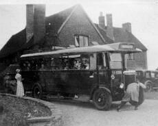 Cavan Hayes 4 bus a Bus trip from Finwood Hill House