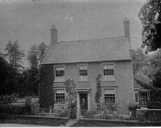 House Turner's End farm