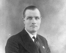 S0502 Len Merriman, formerly organist at St Laurence. Lived at Elephant Cottage on Old Warwick Road