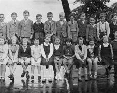 04 School Left to Right, Back row: Eric Sly, Bob Sweetman, Ken Lewis, Robin Coleman, Tony Insley, Bill Hitches, Christopher Jackson, Eddie Smith, Gerald Parkes, John...