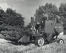 LHG03_0070 Ben Tolley on combine harvester